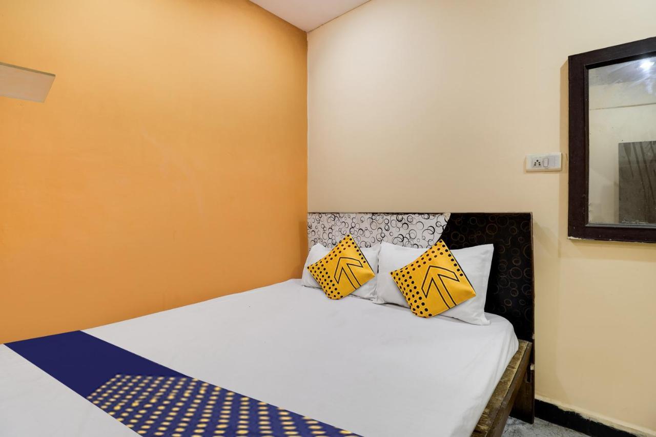 היידראבד Spot On Hotel Sai Ashirwad Residency מראה חיצוני תמונה