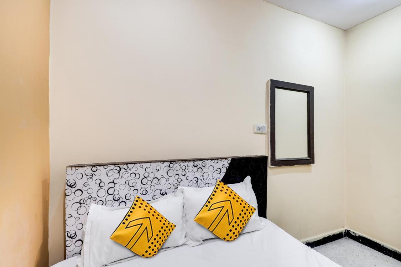 היידראבד Spot On Hotel Sai Ashirwad Residency מראה חיצוני תמונה
