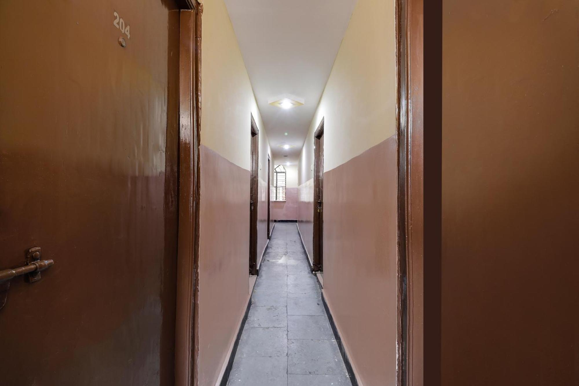 היידראבד Spot On Hotel Sai Ashirwad Residency מראה חיצוני תמונה