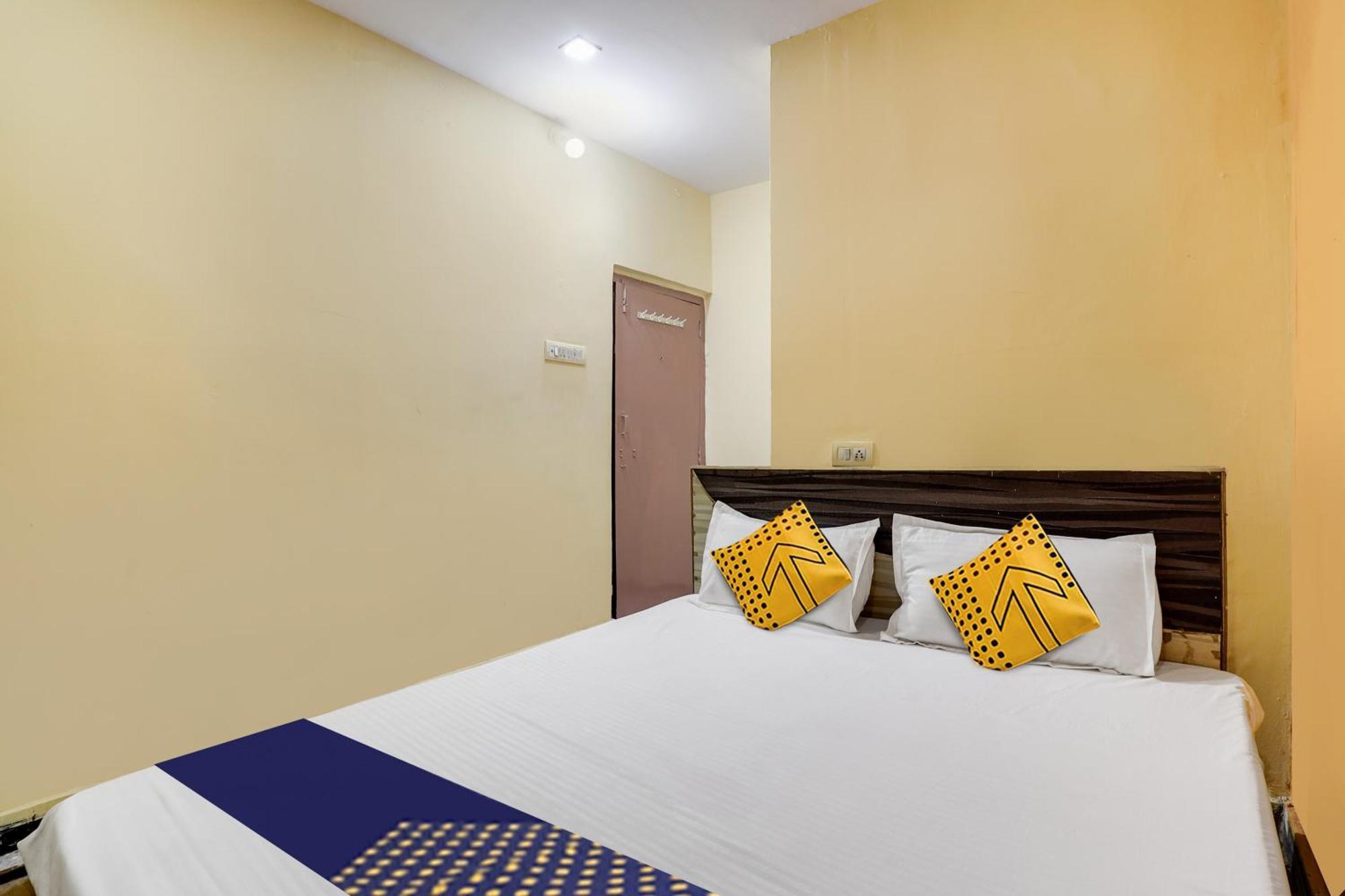 היידראבד Spot On Hotel Sai Ashirwad Residency מראה חיצוני תמונה